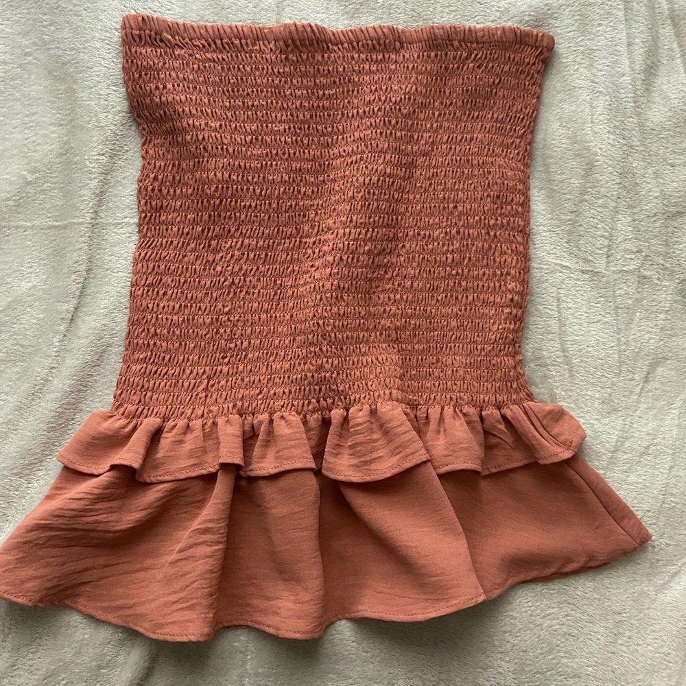 Strapless top